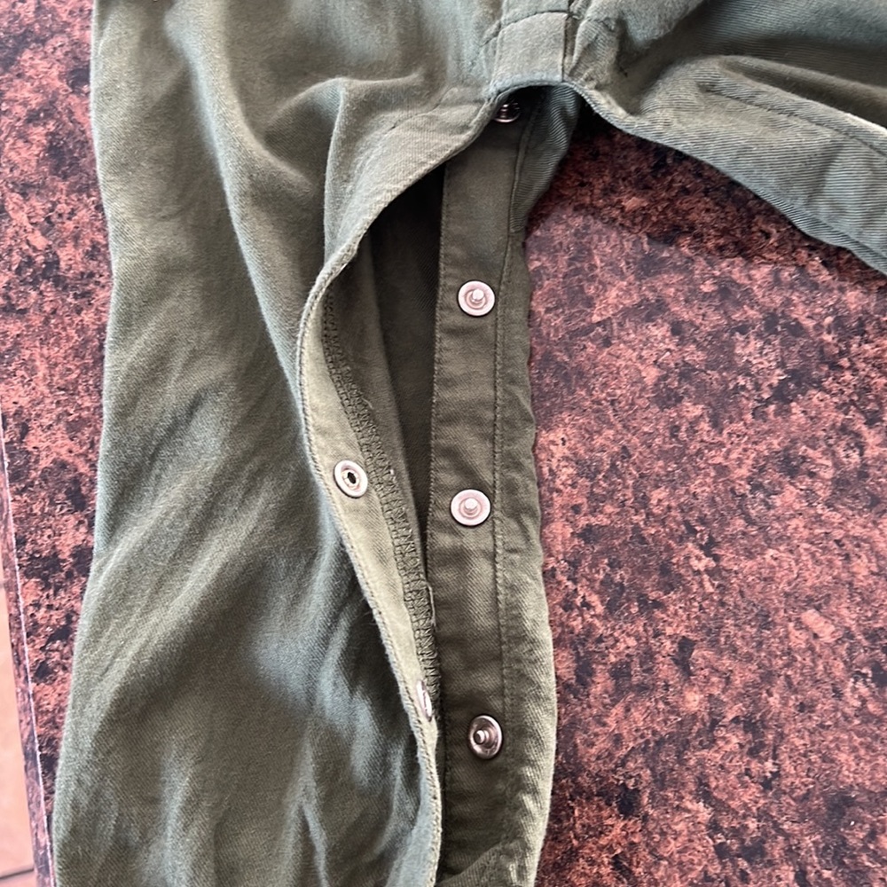 Carters Romper - Picture 6 of 6